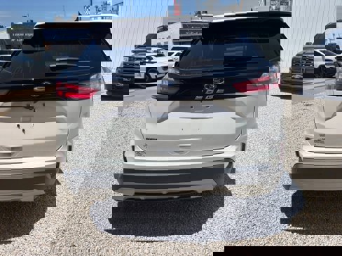 Certified 2021 Ford Edge SEL w/ Convenience Package image 4