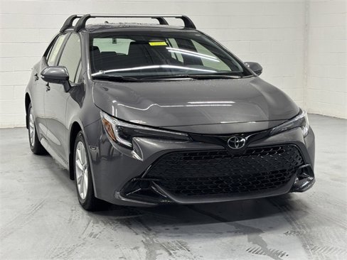 Used 2024 Toyota Corolla SE image 3
