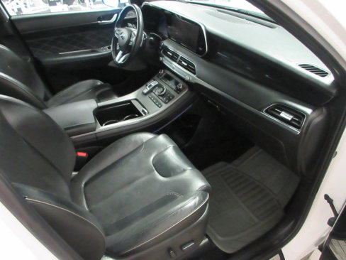 Used 2020 Hyundai Palisade Limited w/ Winter Weather Package image 4