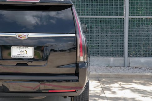Used 2016 Cadillac Escalade Luxury image 46