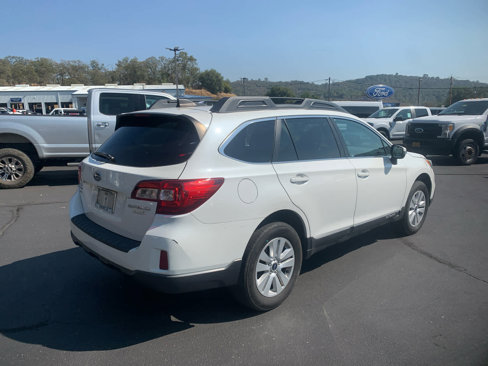 Used 2017 Subaru Outback 2.5i Premium image 5
