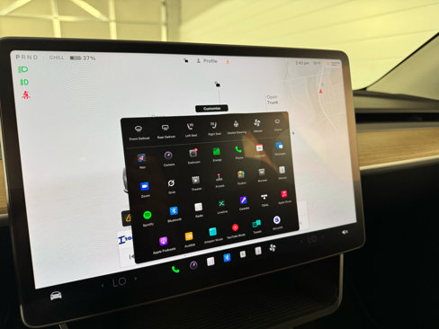 Used 2023 Tesla Model Y AWD image 19