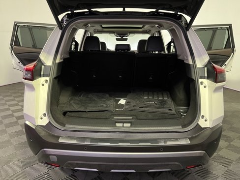Used 2022 Nissan Rogue SL w/ SL Premium Package image 27