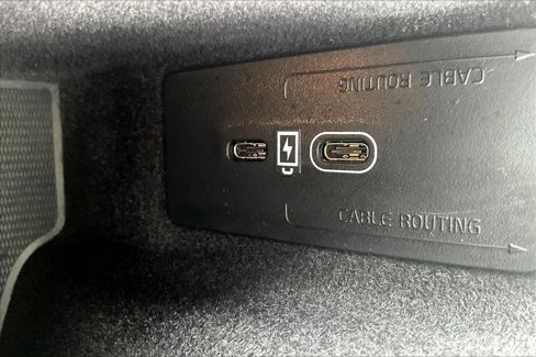 Certified 2025 Volvo S60 B5 Core image 32