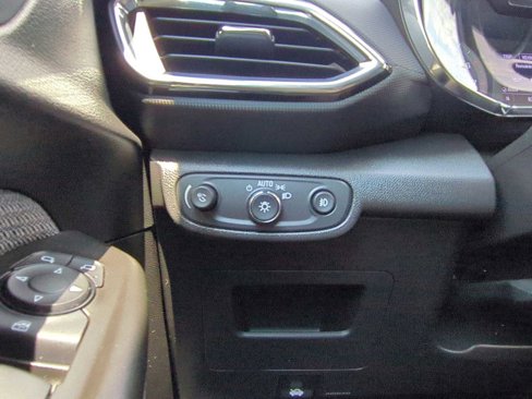 Used 2021 Chevrolet TrailBlazer LT w/ Convenience Package image 18