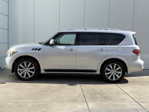 Used 2012 INFINITI QX56 4WD w/ Theater Pkg image 4
