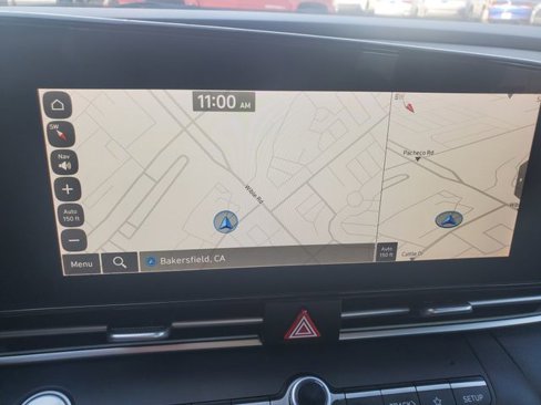 Used 2024 Hyundai Elantra SEL image 20