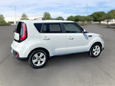 Certified 2017 Kia Soul image 5