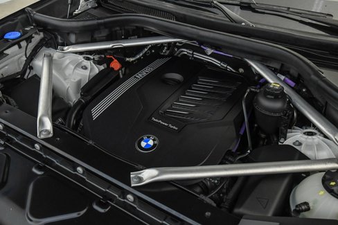 Certified 2022 BMW X5 sDrive40i w/ Parking Assistance Package image 28