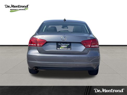Used 2015 Volkswagen Passat 1.8T image 6