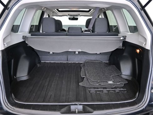 Used 2017 Subaru Forester 2.5i Premium w/ All-Weather Package image 33