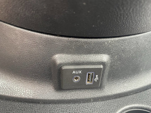 Used 2018 Nissan Versa SV image 20