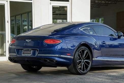 Certified 2023 Bentley Continental GT Azure image 11