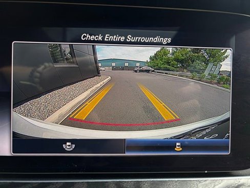 Used 2020 Mercedes-Benz E 350 4MATIC Sedan image 27