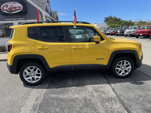 Used 2015 Jeep Renegade Latitude w/ Cold Weather Group II image 12