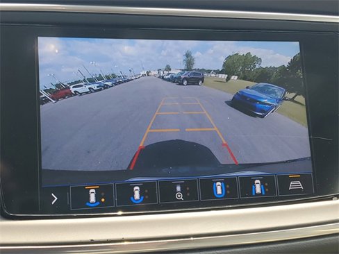 Used 2020 Buick Enclave Essence w/ LPO, Floor Liner Package image 17