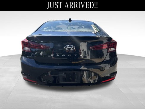 Used 2020 Hyundai Elantra SEL w/ Cargo Package (C1) image 4