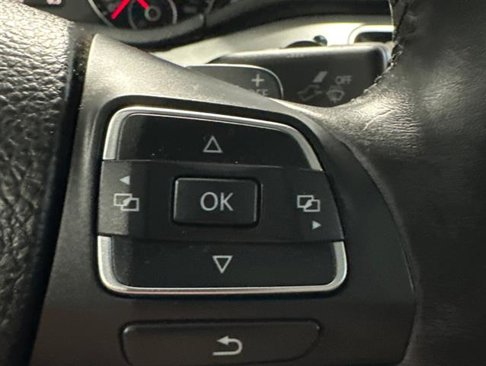 Used 2013 Volkswagen Passat 3.6 SE image 25