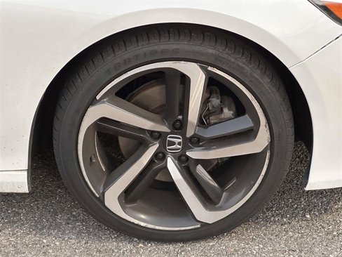 Used 2019 Honda Accord Sport image 9