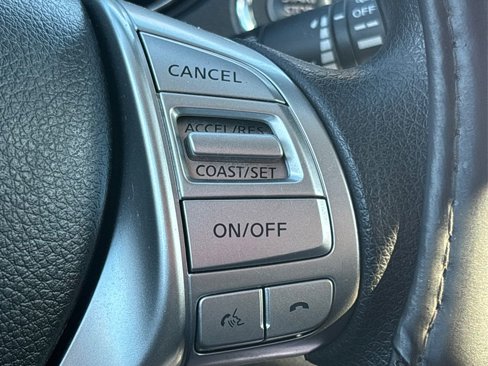 Used 2016 Nissan Rogue SV w/ SV Premium Package image 27