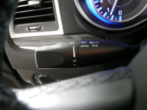 Used 2018 Chrysler 300 Touring image 32