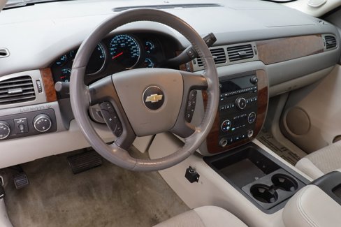 Used 2009 Chevrolet Avalanche LT w/ Convenience Package #1 image 9