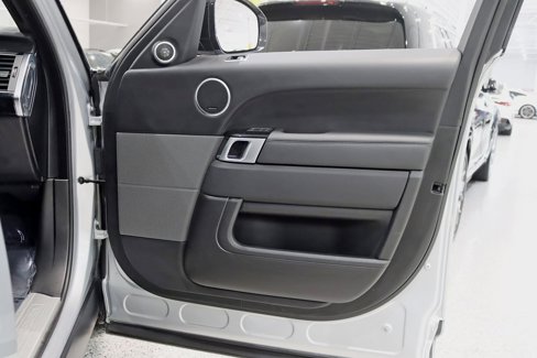 Used 2020 Land Rover Range Rover Sport HST image 35