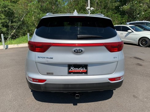 Used 2017 Kia Sportage EX image 9