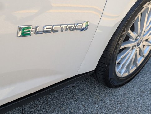 Used 2018 Ford Focus Electric Hatchback image 17
