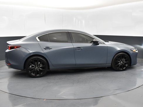 Used 2022 MAZDA MAZDA3 s image 8