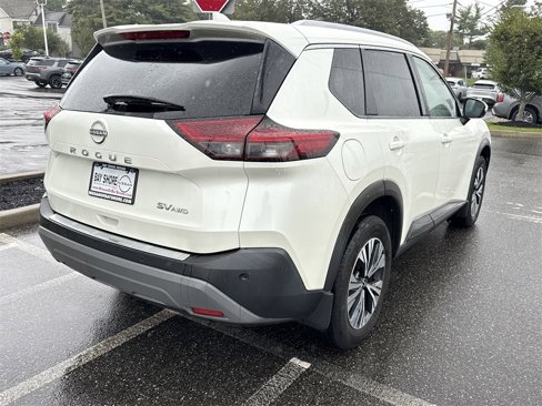 Certified 2022 Nissan Rogue SV w/ SV Premium Package image 4