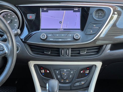 Used 2020 Buick Envision Essence w/ Experience Buick Package image 21