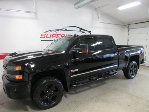 Used 2019 Chevrolet Silverado 2500 LTZ image 1