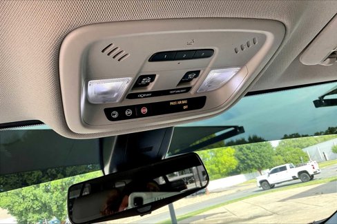 Used 2019 Chevrolet Traverse LT w/ LT Premium Package image 31