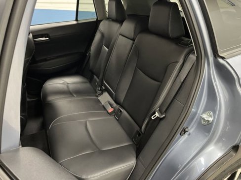 Used 2024 Toyota Corolla Cross XLE w/ Convenience Package image 31