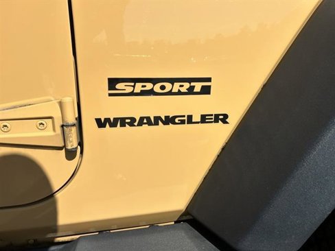 Used 2013 Jeep Wrangler Sport image 30