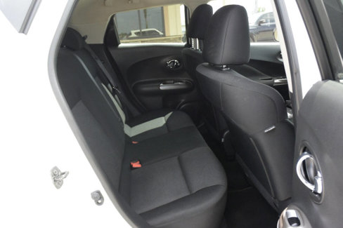 Used 2014 Nissan Juke S image 30