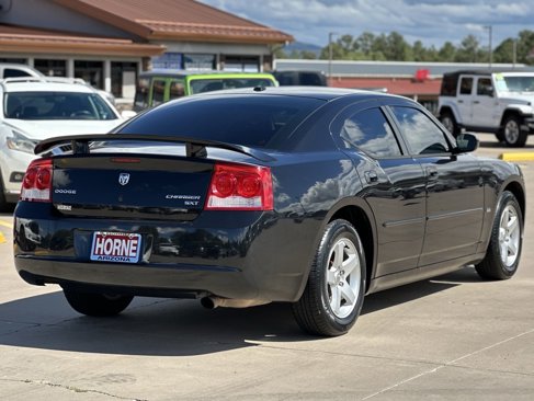Used 2010 Dodge Charger SXT image 3