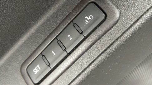 Used 2022 Chevrolet Equinox Premier image 18