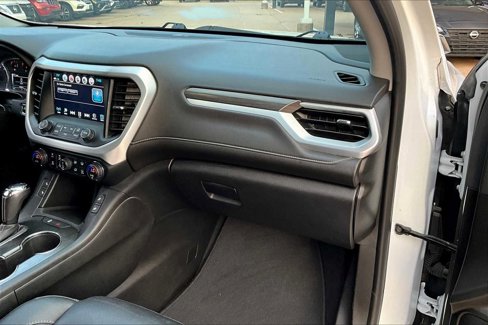 Used 2019 GMC Acadia SLT w/ Black Edition image 17