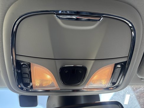 Certified 2021 Jeep Cherokee Limited image 38