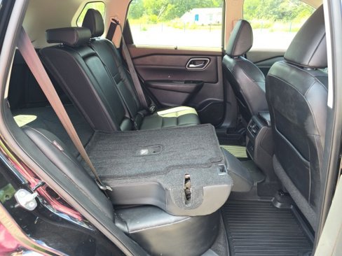 Used 2021 Nissan Rogue SV w/ Premium Package image 33