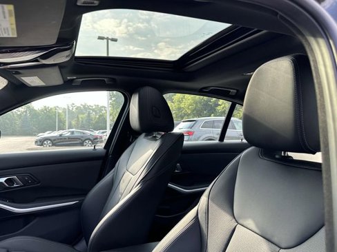Certified 2024 BMW 330e xDrive image 29