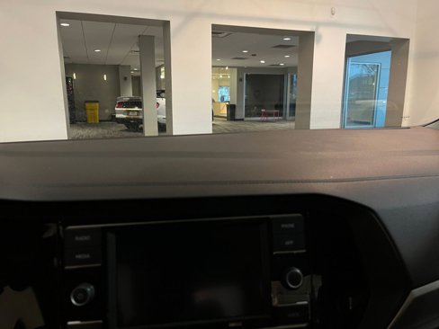 Used 2024 Volkswagen Jetta S image 18
