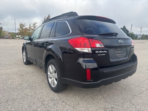 Used 2010 Subaru Outback 2.5i Premium w/ Popular Equipment Group 1B image 39