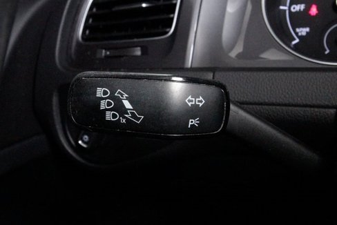 Used 2016 Volkswagen e-Golf SEL Premium w/ Driver Assistance Package image 21