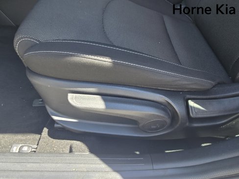 Used 2023 Kia Forte LXS image 19