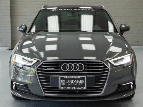 Used 2018 Audi A3 e-tron Premium Plus w/ Technology Package image 5
