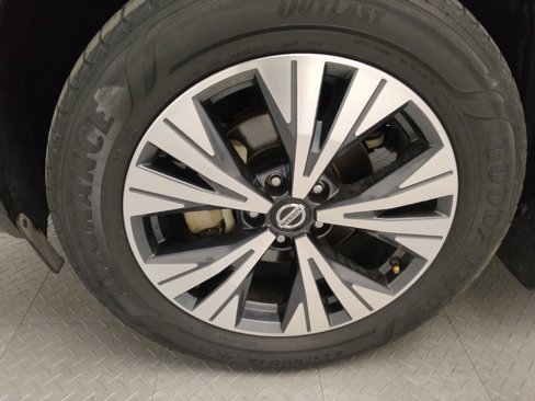 Used 2021 Nissan Rogue SV image 31