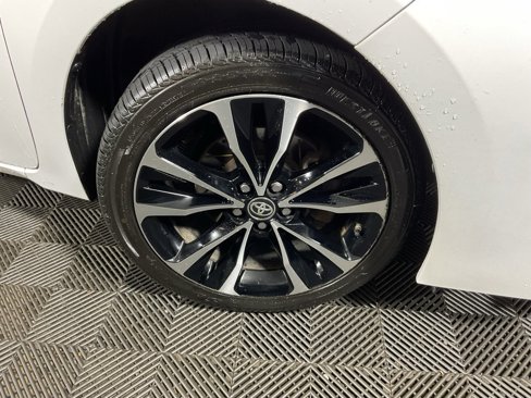Used 2017 Toyota Corolla L image 36